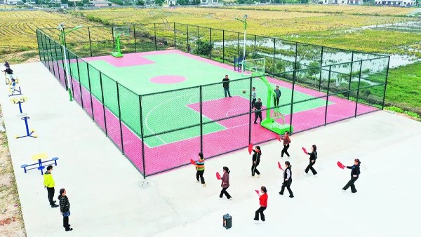 長(zhǎng)沙新改建200個(gè)室外運(yùn)動(dòng)場(chǎng)，全部建成并投入使用